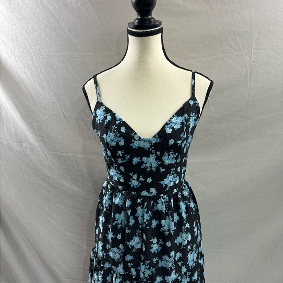 Boho Floral Printed Cami Maxi Dress - Picture 7 of 9